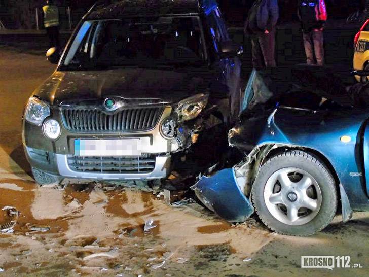 Zderzenie dwóch samochodów w Żarnowcu