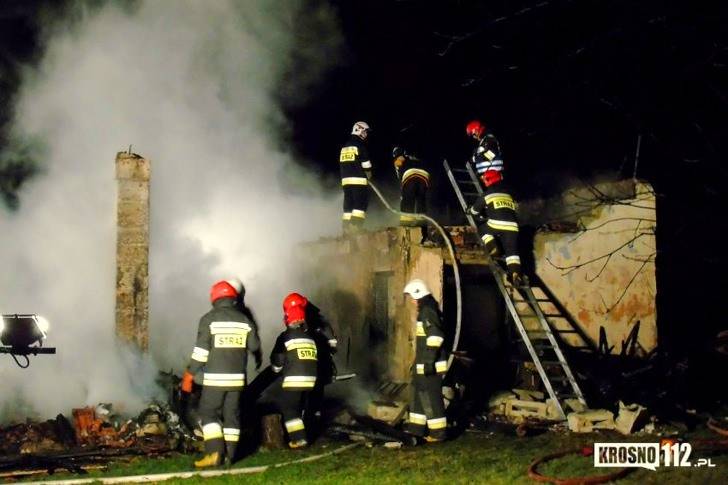 Budynek gospodarczy spłonął doszczętnie