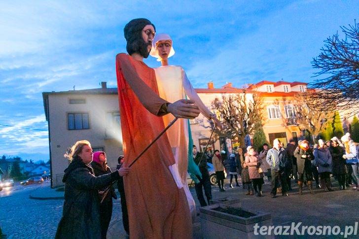 Jasełka uliczne na dukielskim rynku