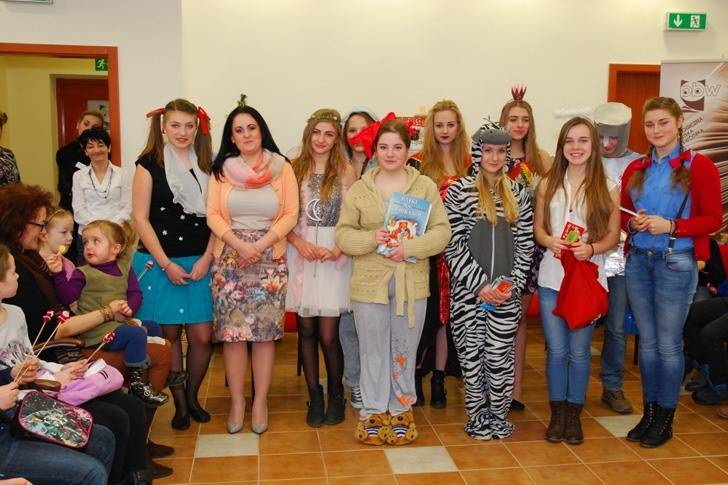 Mikołajkowe Czytanie w PBW w Krośnie