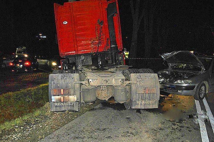 Wypadek w Krościenku Wyżnym, dwie osoby ranne