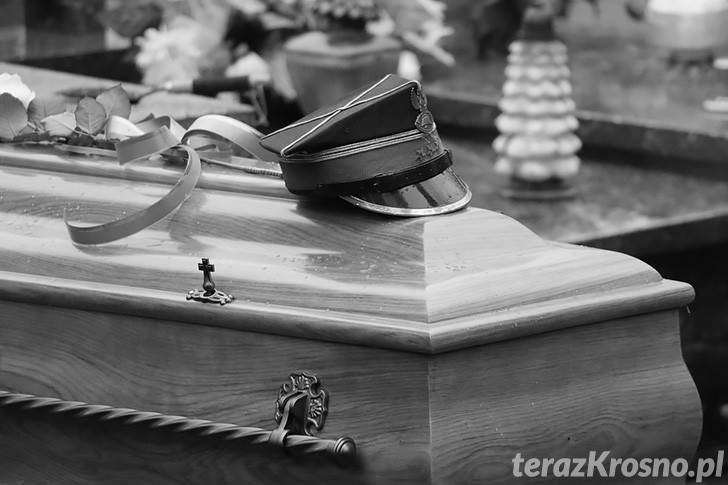 Brać strażacka pożegnała płk poż. w st. spocz. Tadeusza Kubita