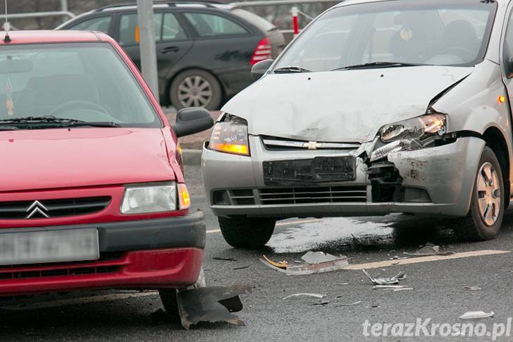 Krosno: Kolizja na skrzyżowaniu