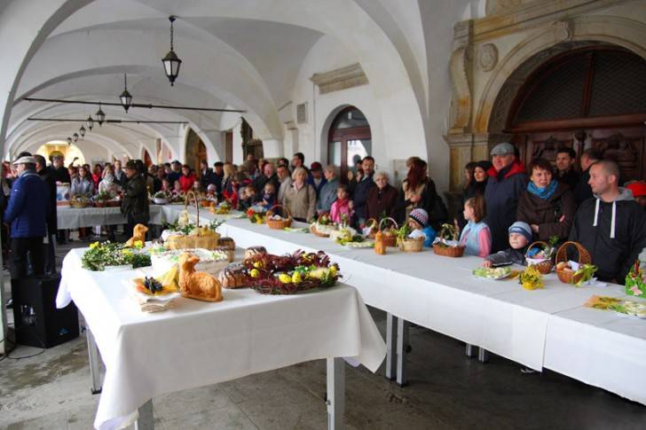 Wielkanocne święcenie pokarmów na Rynku