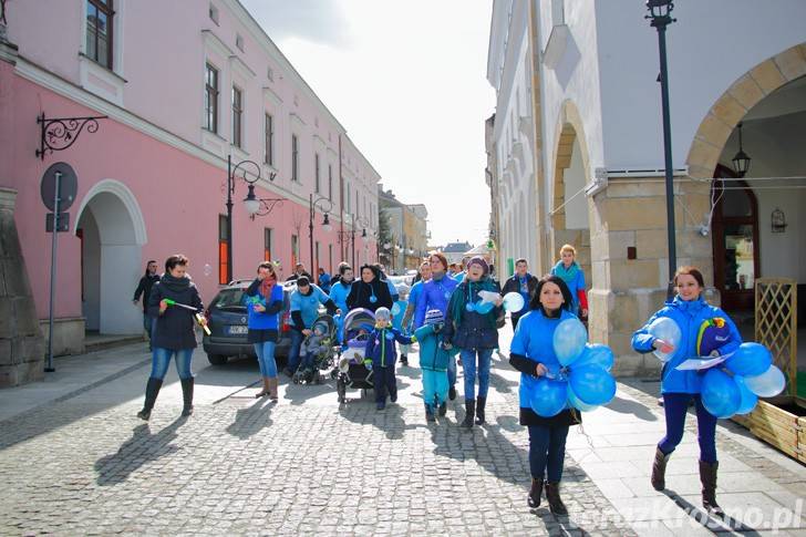 Niebieski Marsz z okazji Światowego Dnia Autyzmu