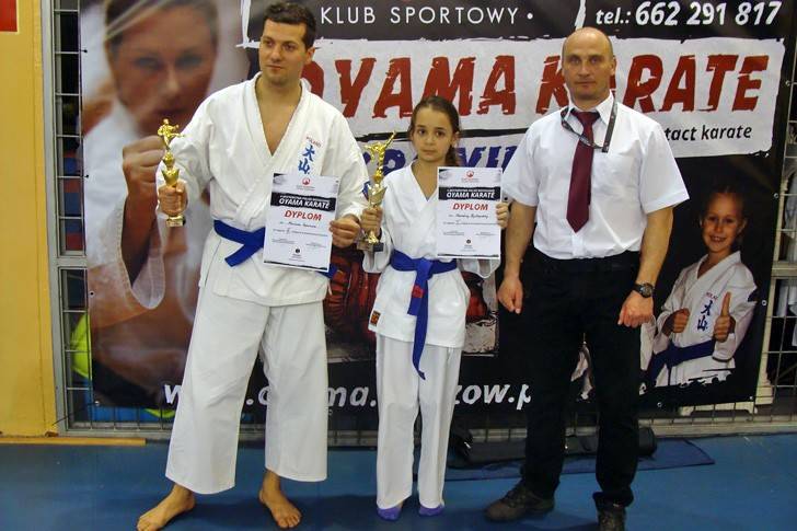 Marcelina Bystrzycka i Mariusz Szpunar z medalami Mistrzostw Polski Wschodniej