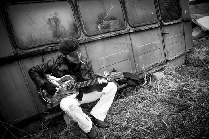 Arek Zawiliński w Barze Monika