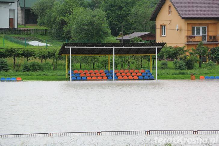 Lokalne podtopienia. Ogłoszono pogotowie przeciwpowodziowe