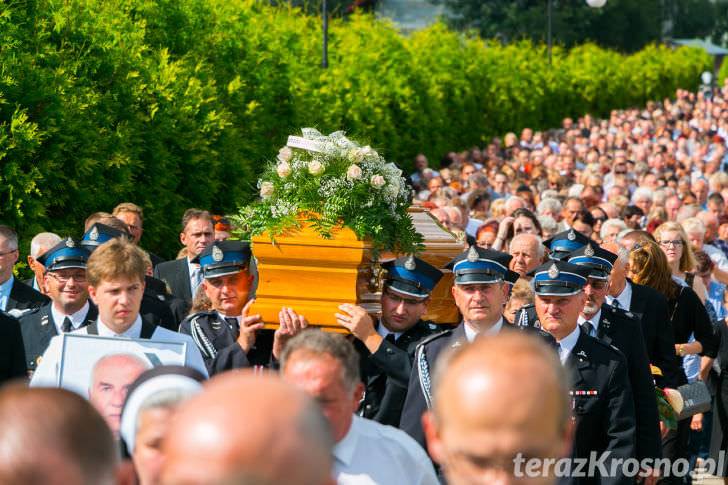 Krościenko Wyżne. Tłumy pożegnały ks. prałata Jana Szpunara
