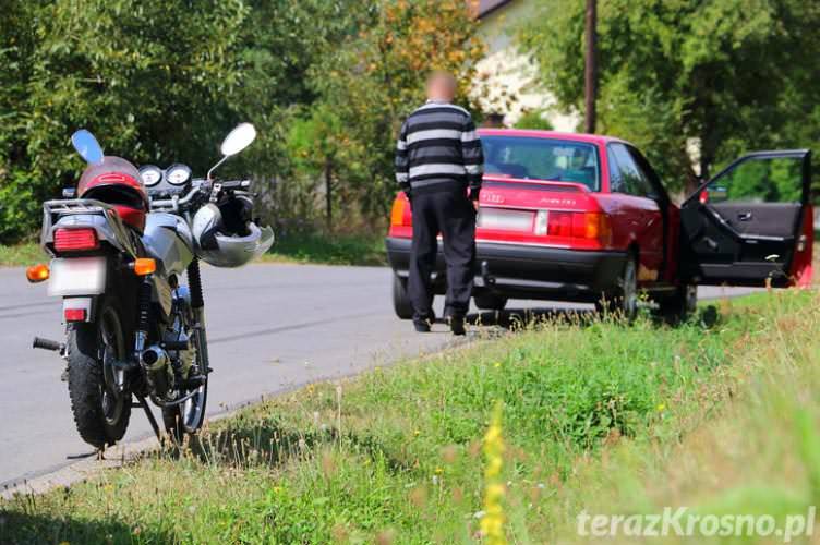 Jechali na zakupy, trafili do szpitala