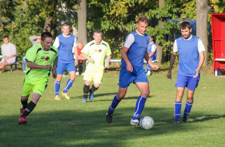 Jasiołka Świerzowa - JKS Jasionów 4:1