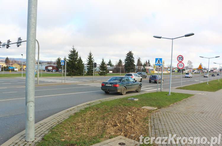 Maszty po fotoradarach zdemontowane