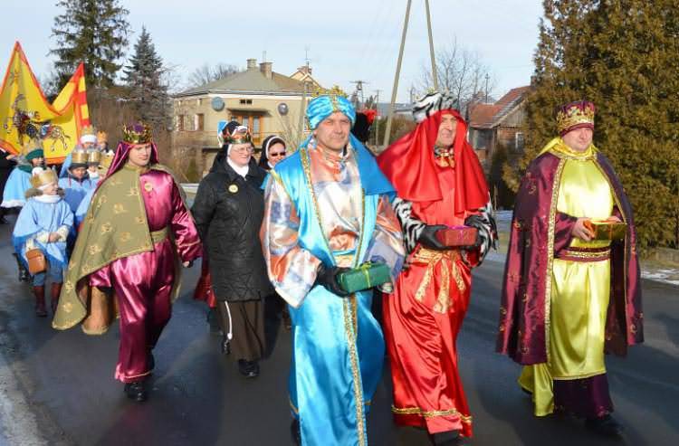 Orszak Trzech Króli zawitał do Iwonicza już drugi raz