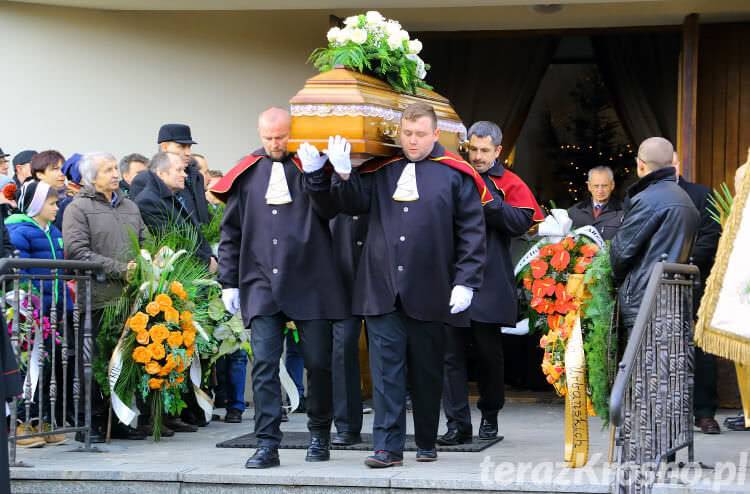 Tłumy pożegnały Józefa Kiełtykę