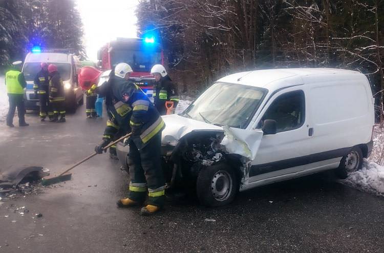 Kolizja na "serpentynach" w Korczynie