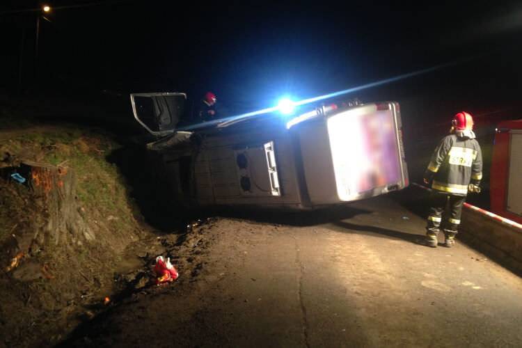 Wypadek busa krośnieńskiej firmy w Bukowej