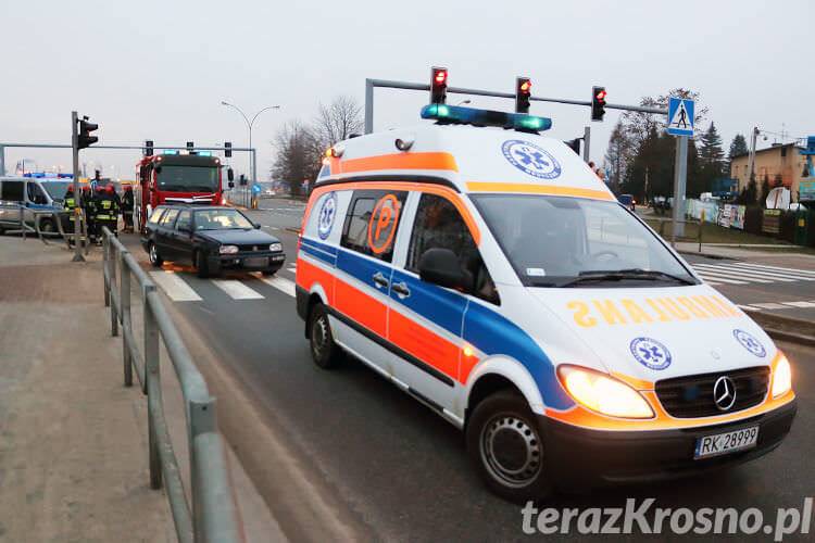 Golfem wjechał w barierki