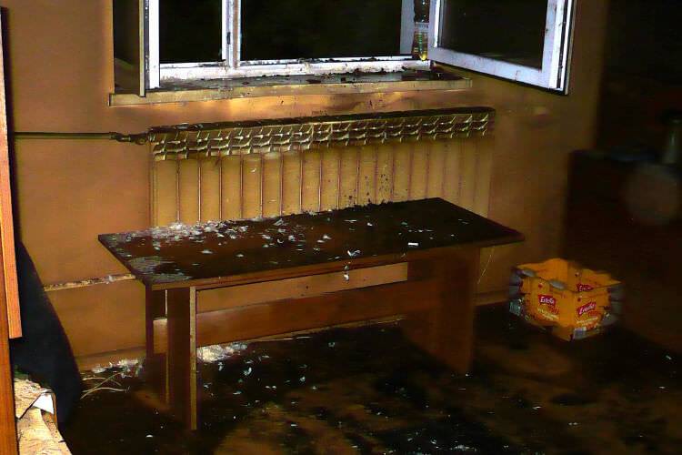 Nocny pożar domu w Łężanach