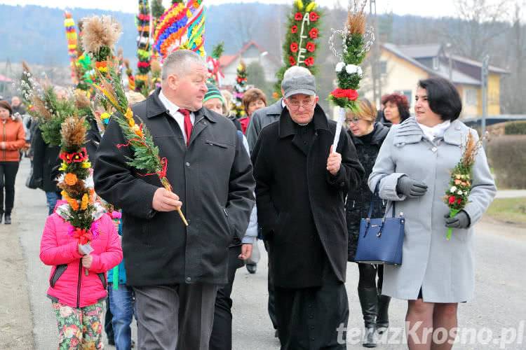 Parada Palm Wielkanocnych w Króliku Polskim