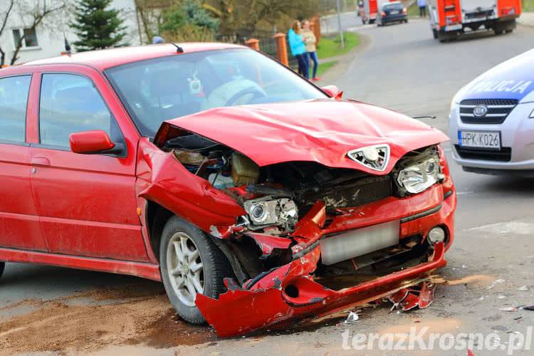 Wypadek w Bziance. Poszkodowana kobieta w ciąży