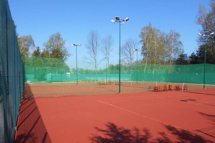 Od 1 maja będzie można pograć w tenisa na otwartych kortach