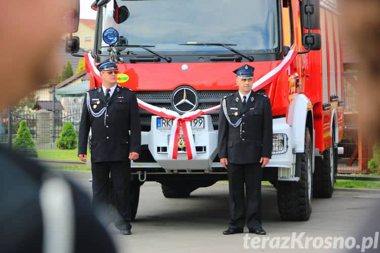 OSP Pustyny mają nowy samochód 