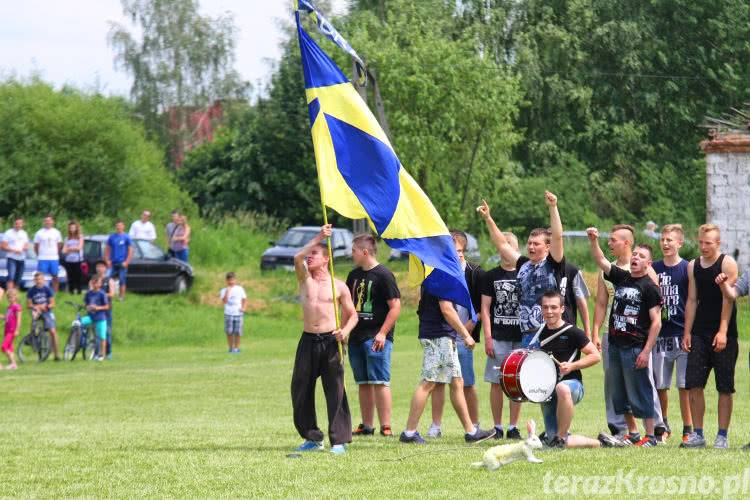 Ryż, marchew i żółty królik. Derby w Łękach Dukielskich