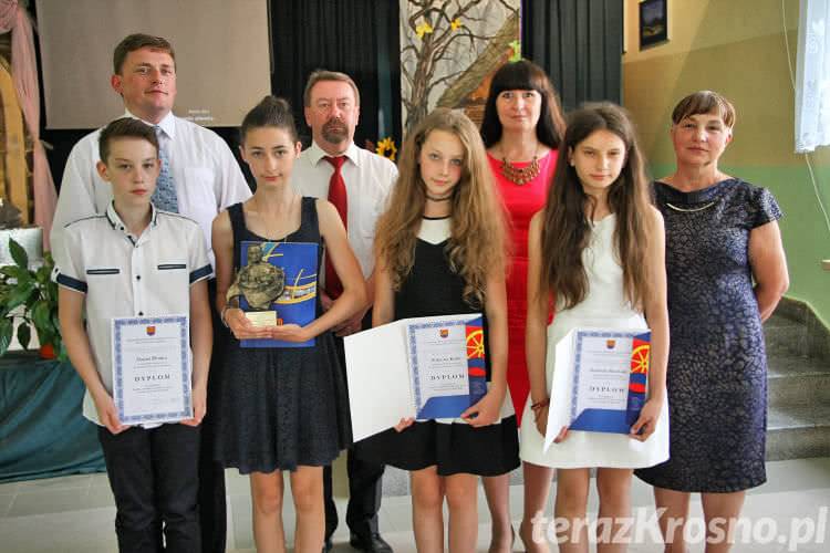 Miejsce Piastowe. Najlepsi uczniowie, nauczyciele i szkoły