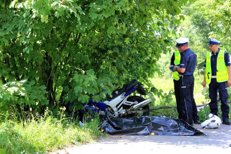 Śmiertelny wypadek w Węglówce. Nie żyje motocyklista
