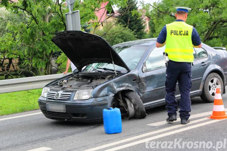 Volkswagen uderzył w Tira
