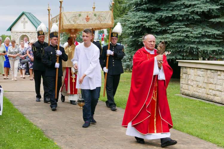 Targowiska. Odpust św. Małgorzaty, niesiono relikwie Jana Pawła II