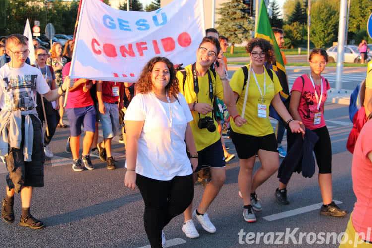 Orszak uwielbienia przeszedł przez Krosno