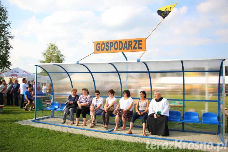 W Łękach Strzyżowskich otwarto boisko piłkarskie