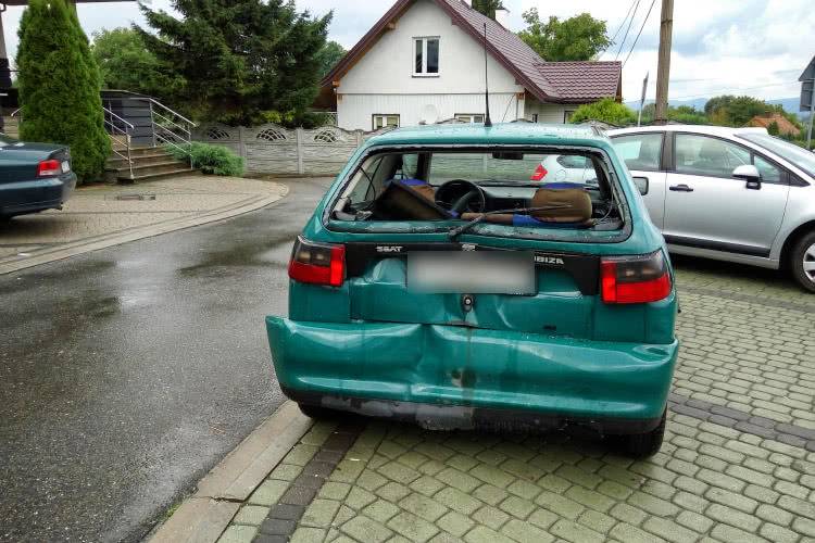 Cysterna najechała na osobówkę