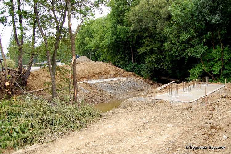 Przebudowa mostu w Draganowej. Są utrudnienia 