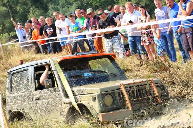 Wymagająca "przeprawa 4x4" czyli zlot Korczyna - Czarnorzeki