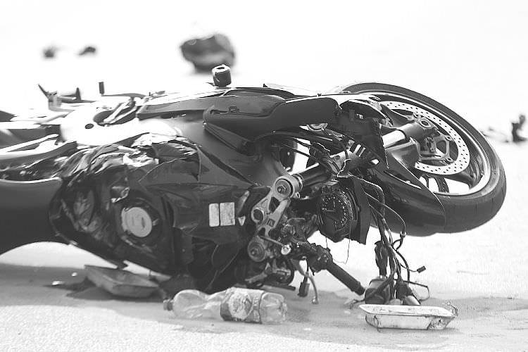 Wypadek w Zręcinie. W szpitalu zmarł motocyklista