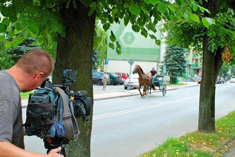 Artur Andrus zachwycony Jedliczem. Film o Jedliczu w TVP Rzeszów