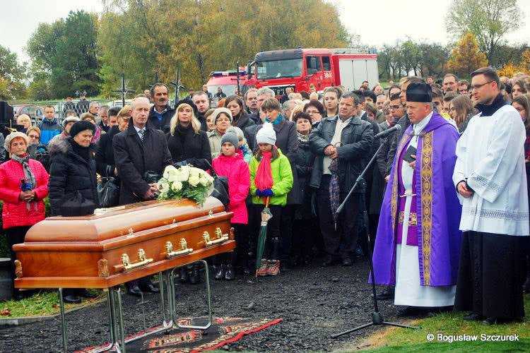 Zmarł ksiądz Ryszard Strzępek, wieloletni proboszcz parafii św. Bartłomieja w Rogach