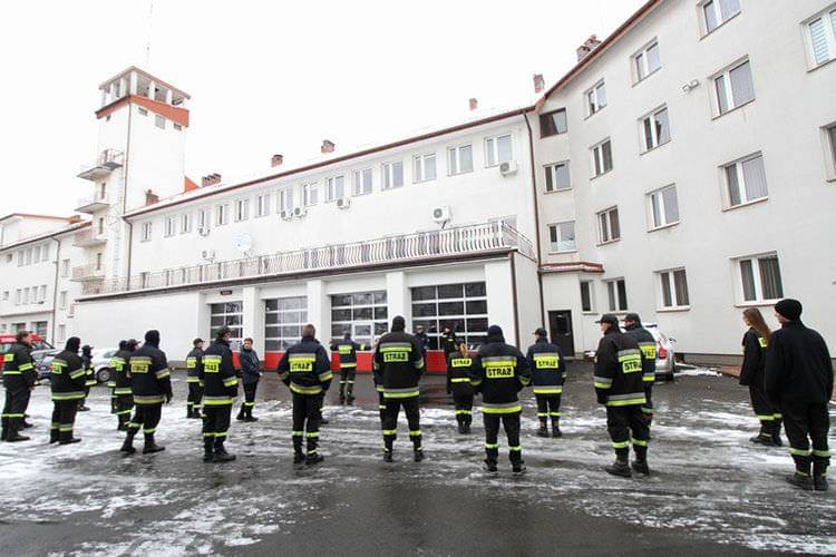 Nie są policjantami, ale mogą kierować ruchem