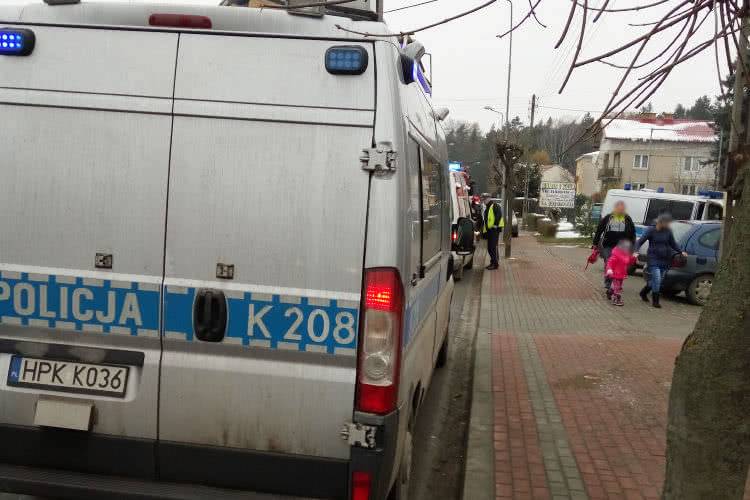 Najechanie na tył pojazdu przyczyną kolizji