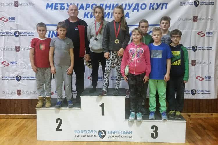 Judocy UKS 15 Krosno na turniejach w kraju i za granicą