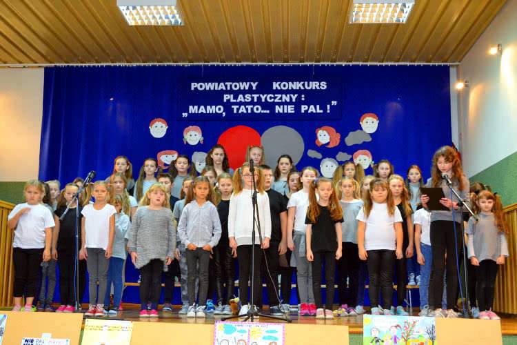 "Mamo, tato…nie pal"