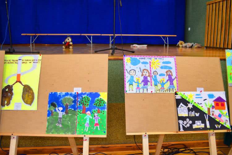 "Mamo, tato…nie pal"