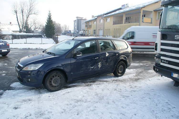 Kolizja przy zmianie pasa ruchu