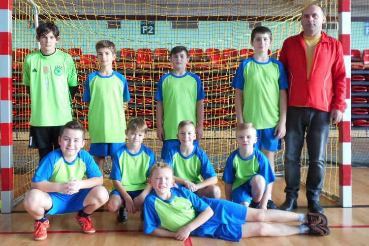 Halowy Turniej Piłki Nożnej Szkół Podstawowych, najlepsza 14-stka