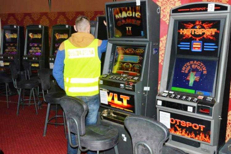 Nielegalne automaty do gier, zatrzymano 111 urządzeń