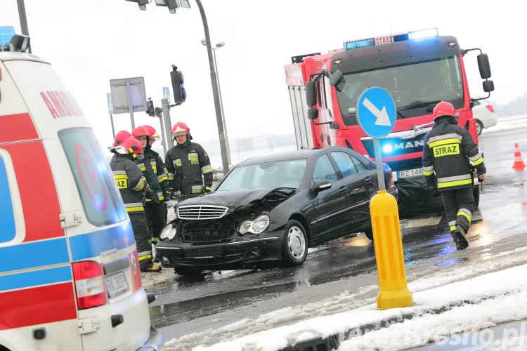 Sprawcy wjechali na czerwonym świetle
