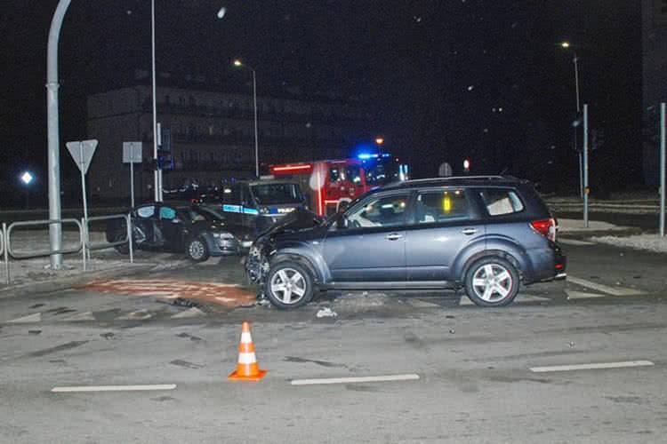 Sprawcy wjechali na czerwonym świetle