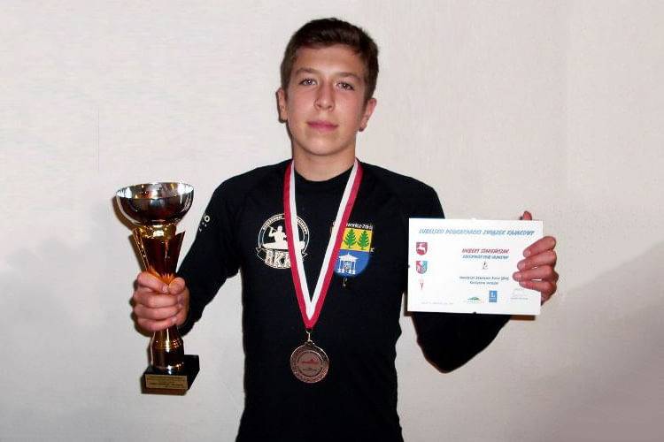 Hubert Stareńczak wśród najlepszych zawodników Lubelsko-Podkarpackiego Związku Kajakowego